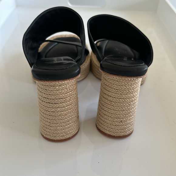 *Sold* Paloma Barcelo Platform Raffia Sandal - Picture 4 of 5